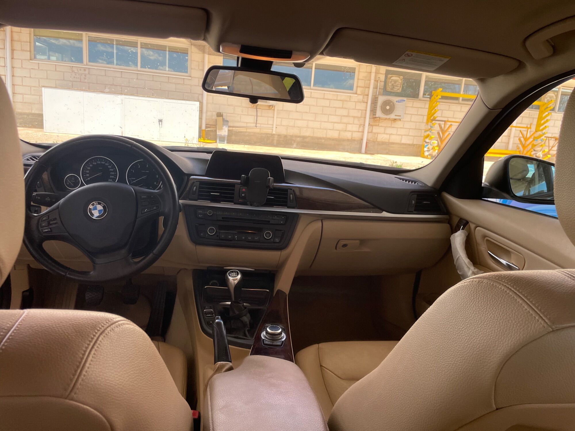 Foto del BMW Serie 3 318d Essential Edition