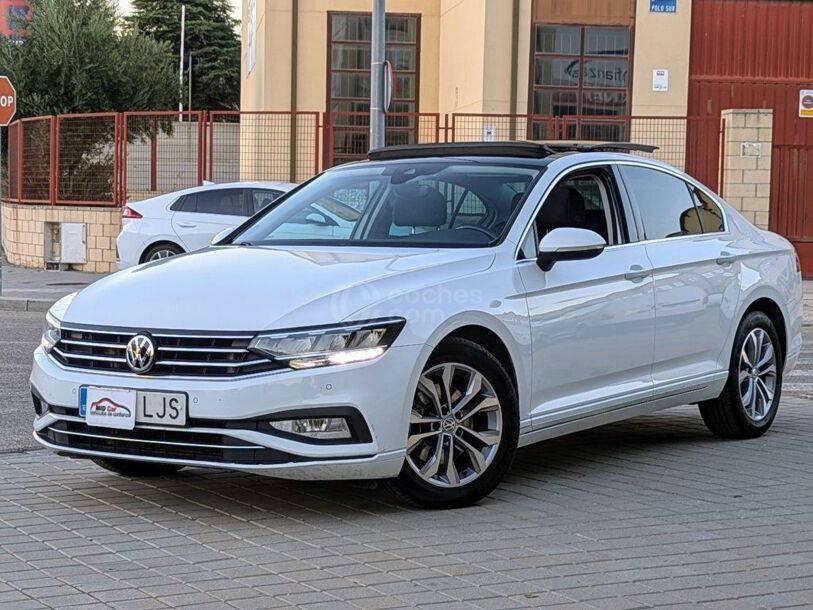 Foto del VOLKSWAGEN Passat 2.0TDI EVO Executive DSG7 110kW