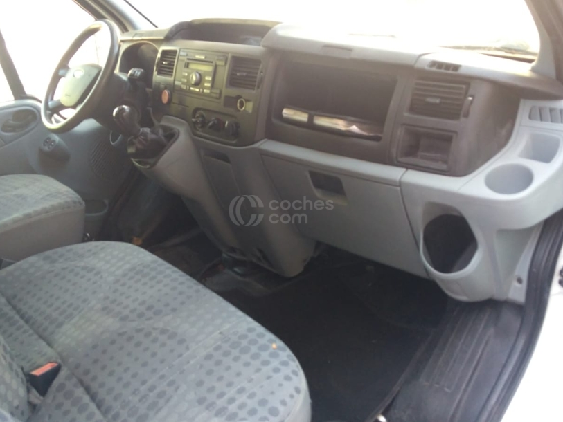 Foto del FORD Transit FT 330M Van 110