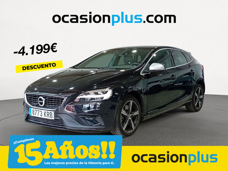 VOLVO V40 (T3 R-Design Momentum Auto 112 kW (152 CV)) en Madrid