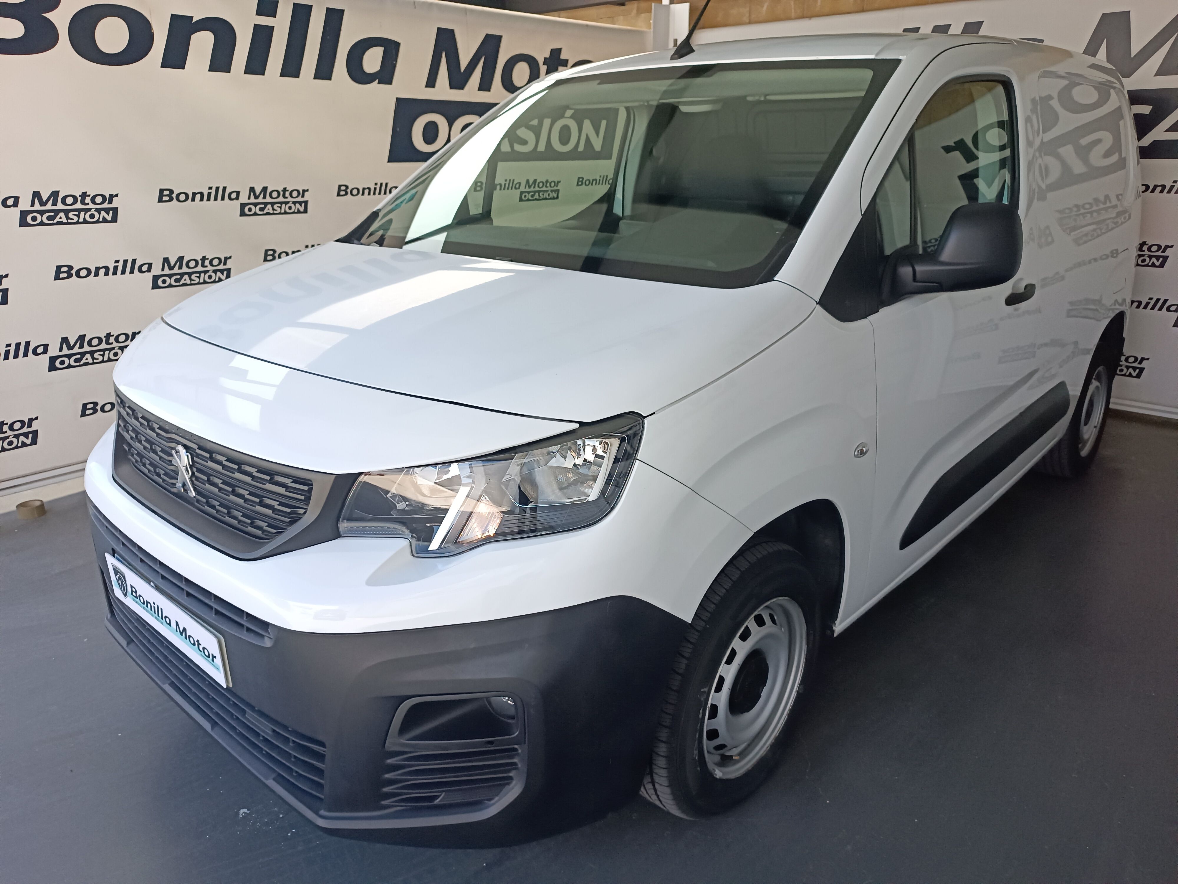 PEUGEOT Partner (1.5 BLUEHDI 73KW PRO STANDARD 98 3P) en Toledo