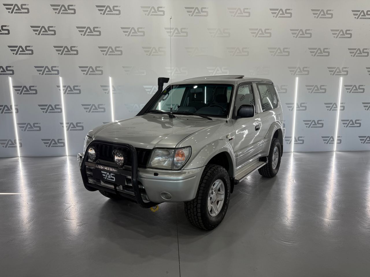 TOYOTA Land Cruiser (3.0 TD 125cv) en Girona