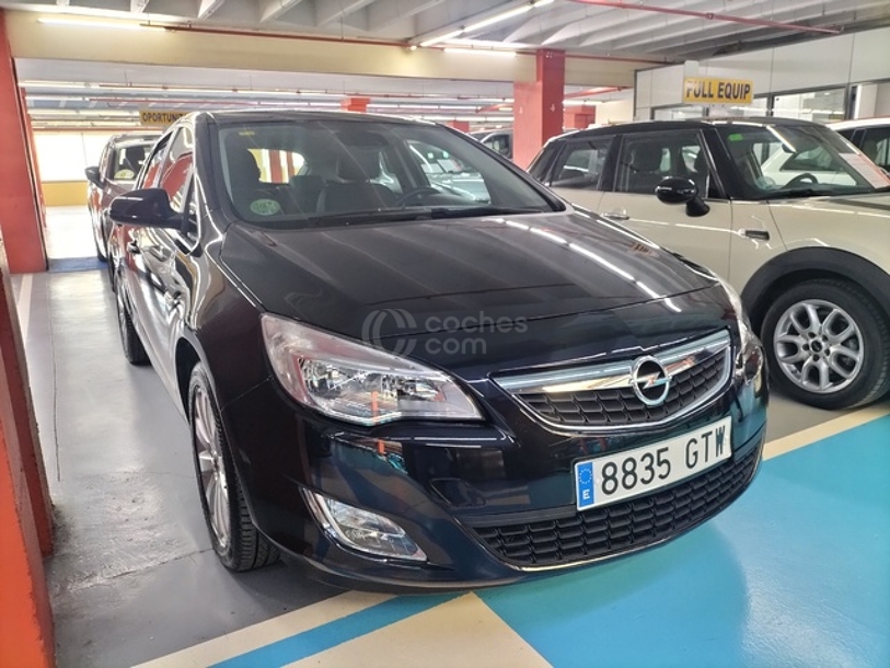 Foto del OPEL Astra 1.4 T Cosmo