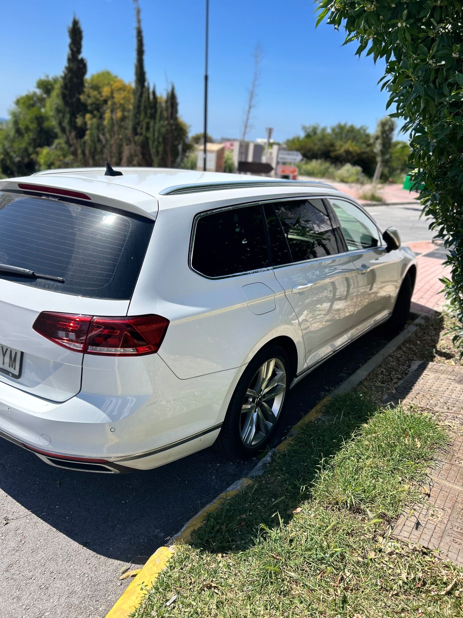 Foto del VOLKSWAGEN Passat Variant 1.5 TSI ACT Executive DSG7 110kW