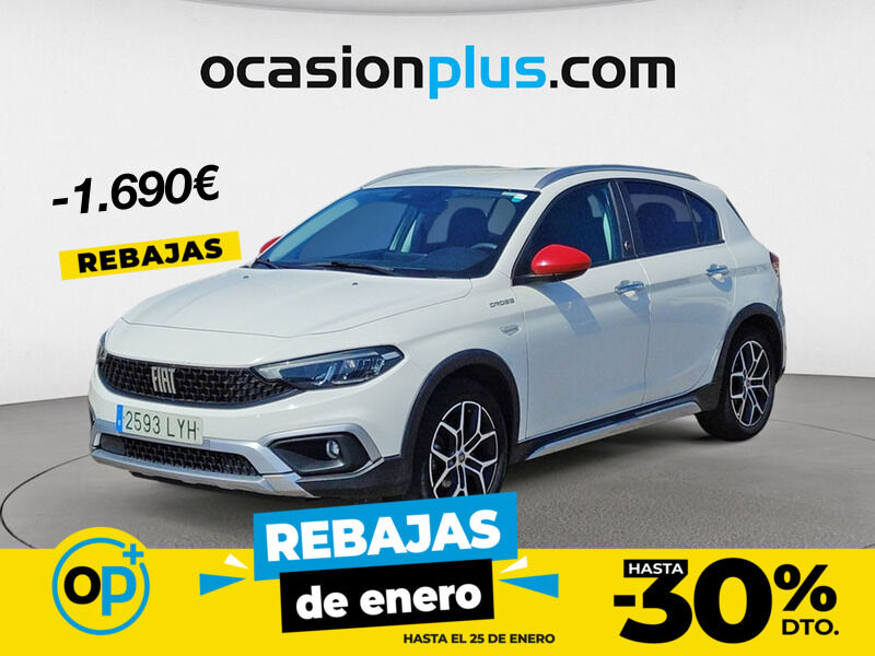FIAT Tipo (1.5 Hybrid Cross DCT 97 kW (130 CV)) en Madrid