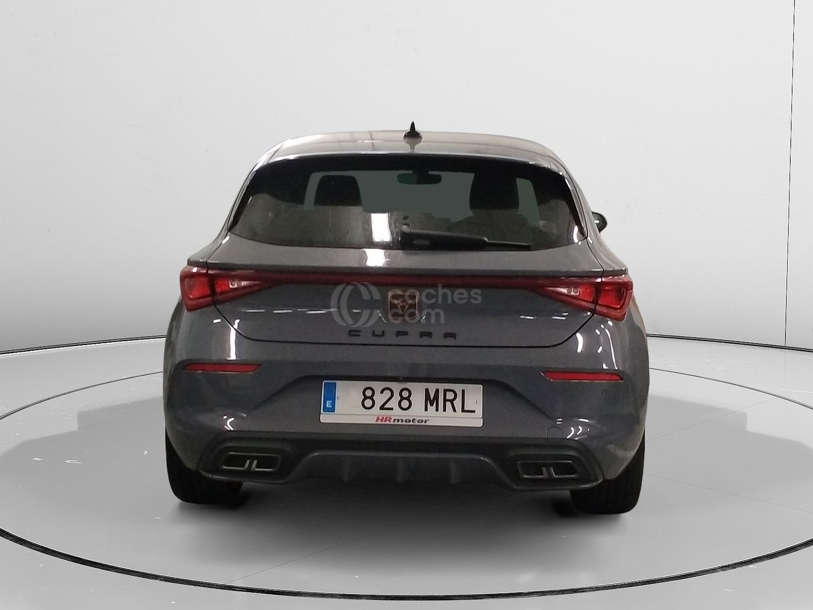 Foto del CUPRA León 1.5 ETSI DSG 110Kw