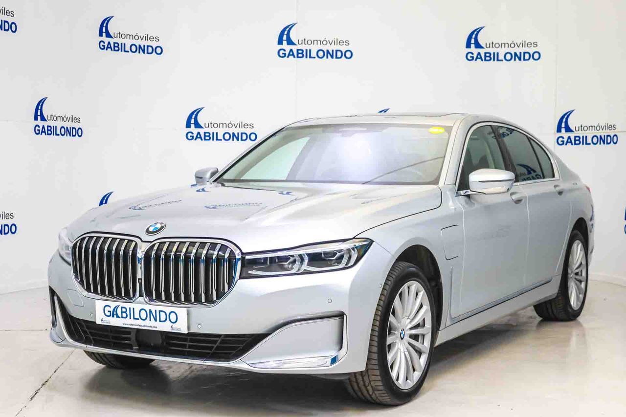BMW Serie 7 (745e) en Valladolid