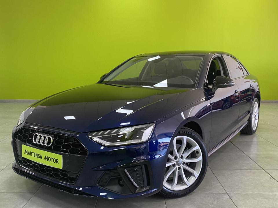 AUDI A4 (Sline 35 TFSI 2.0 150CV MHEV) en Málaga