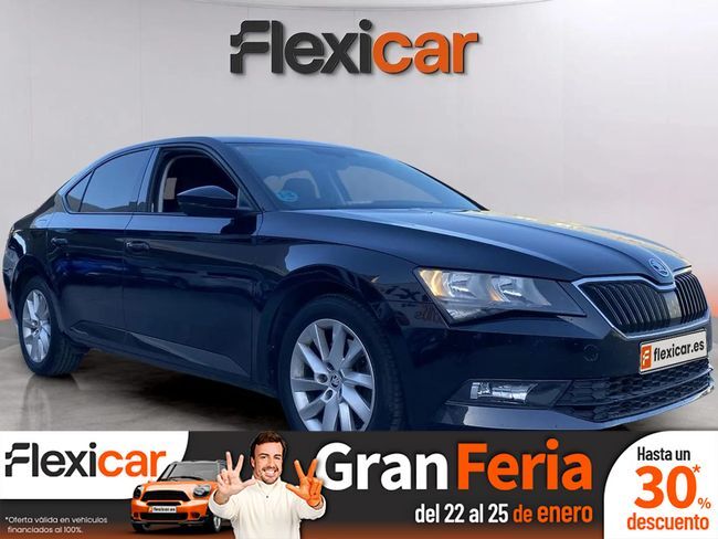 SKODA Superb (2.0 TDI 110KW (150cv) DSG Active) en Granada