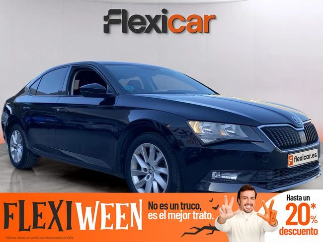 SKODA Superb (2.0 TDI 110KW (150cv) DSG Active) en Granada