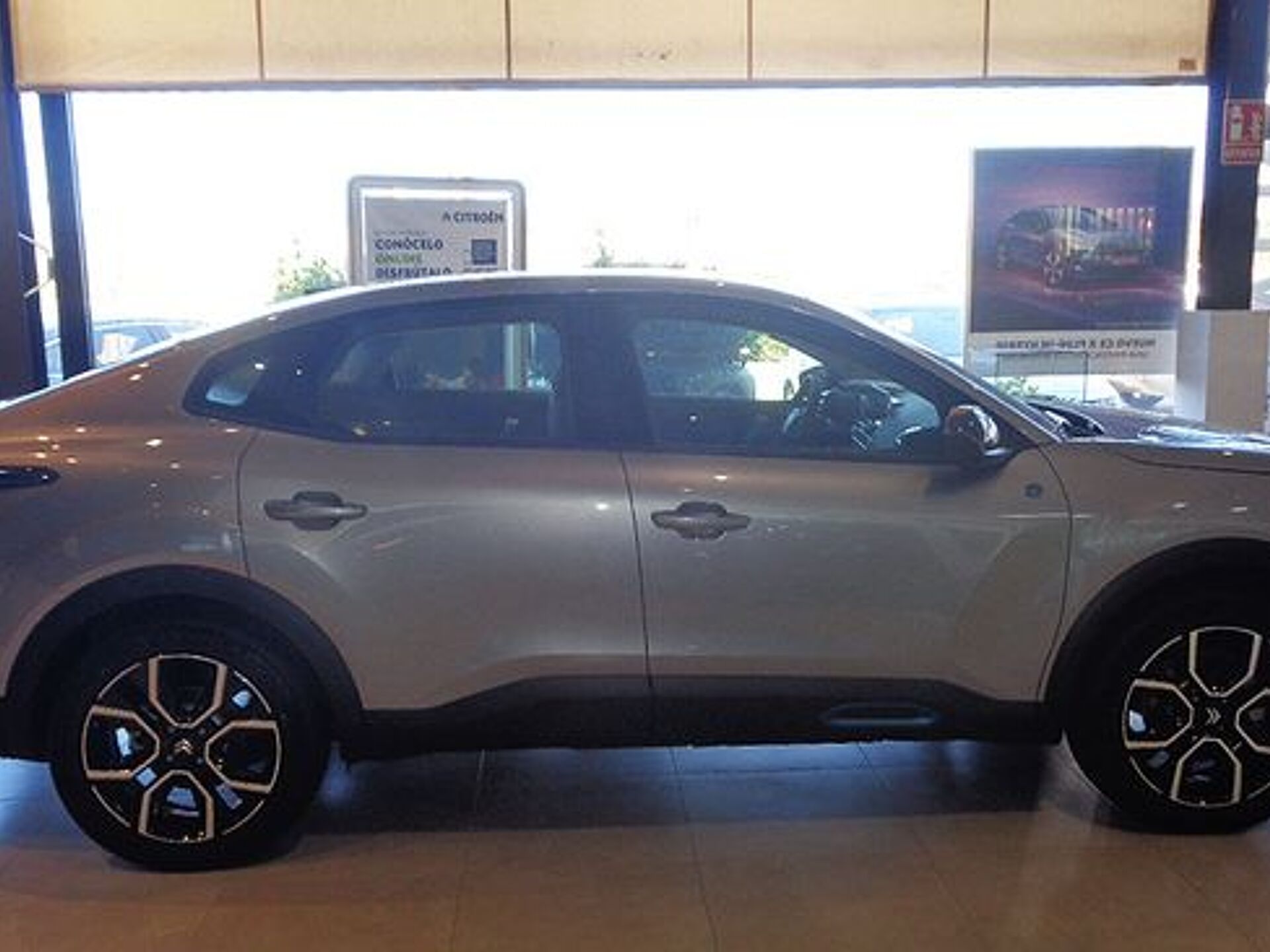 Imagen 2 de CITROEN C4 X