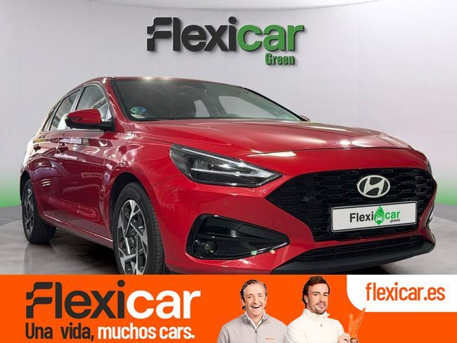 HYUNDAI i30 (1.0 TGDI 100CV 48V Klass) en Barcelona