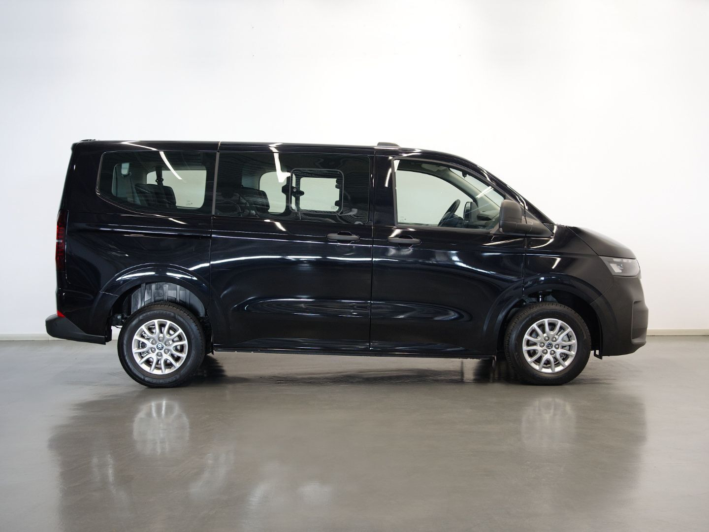 Foto del VOLKSWAGEN Caravelle 2.0TDI 4MO Batalla Corta 110kW Aut