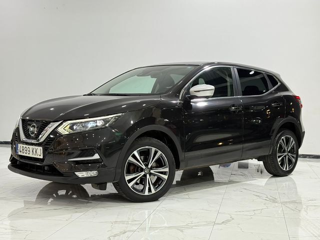 NISSAN Qashqai (DIG-T 115 N-Connecta 85 kW (115 CV)) en Barcelona