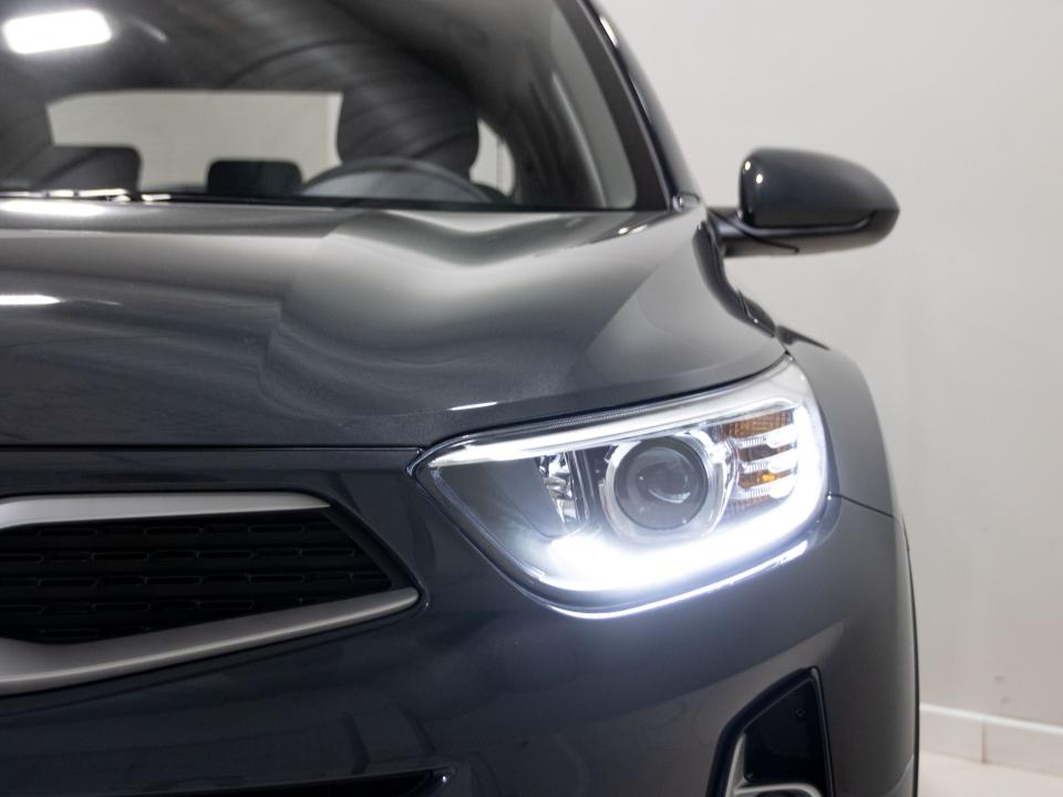 Foto del KIA Stonic 1.0 T-GDi MHEV Concept 100