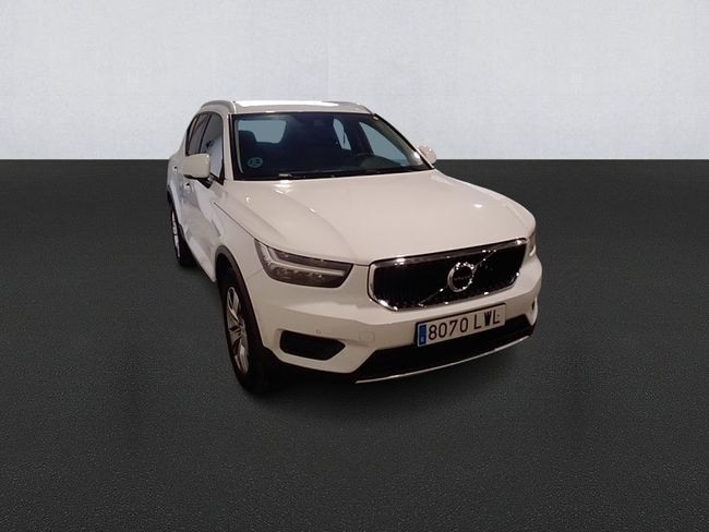Foto del VOLVO XC40 T2 Momentum Pro Aut.