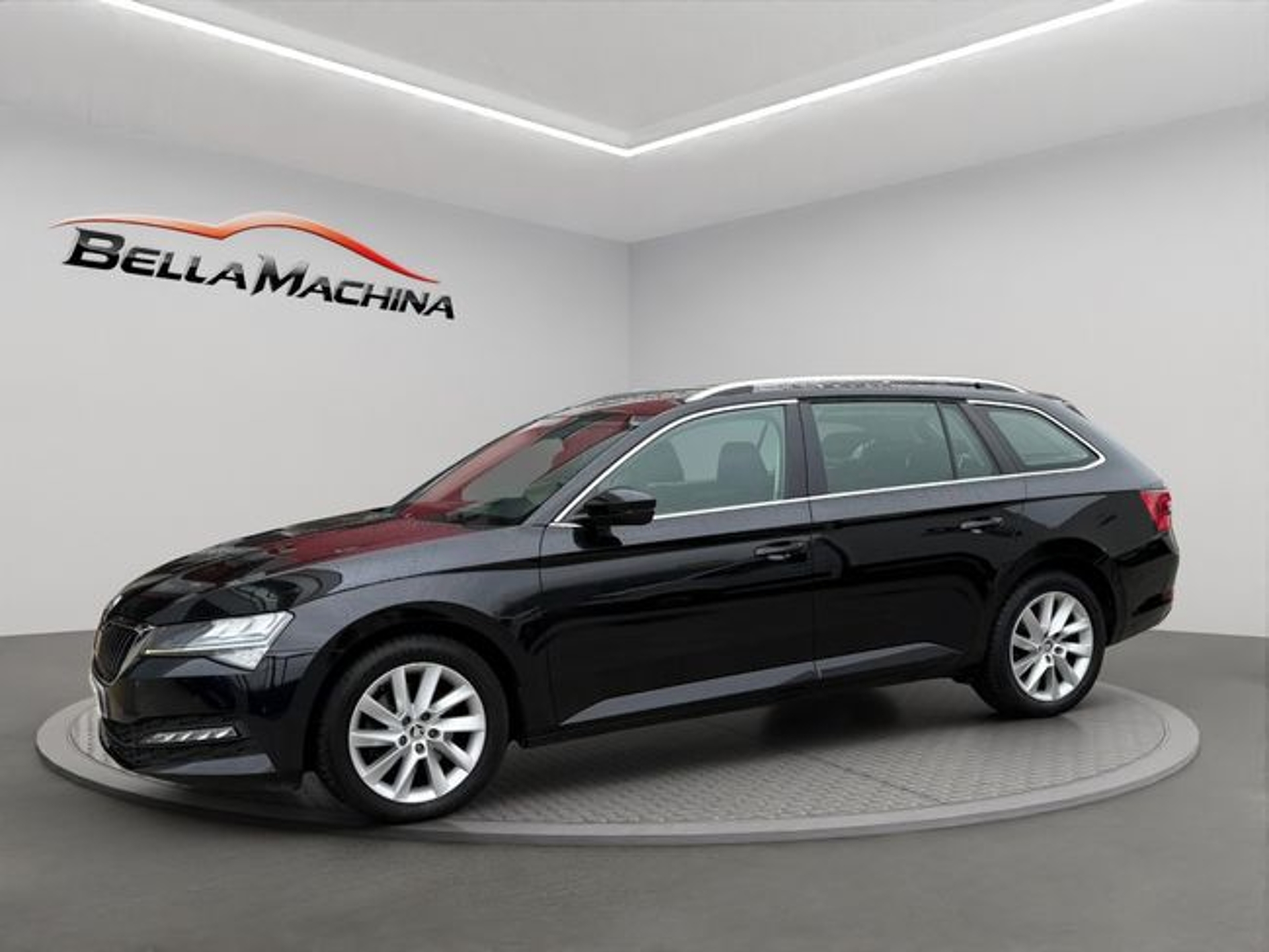 Imagen de SKODA Superb