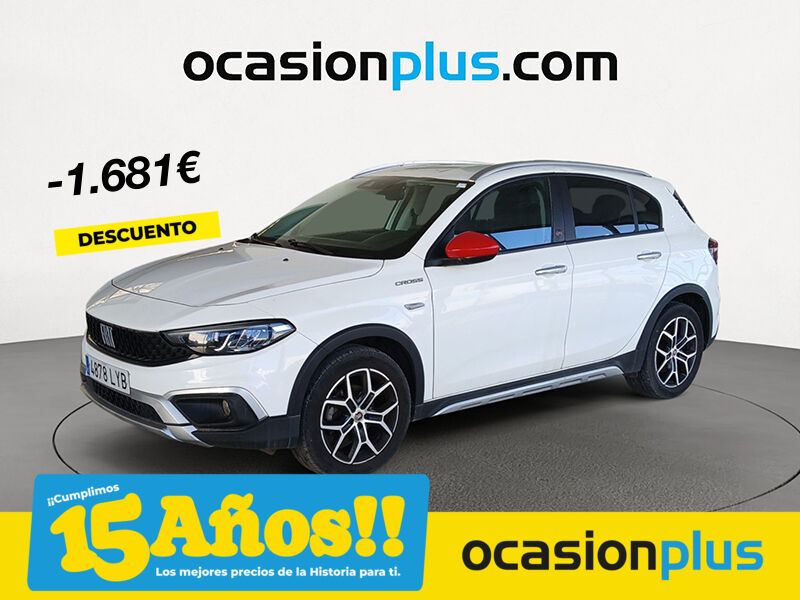 FIAT Tipo (1.5 Hybrid Red DCT 97 kW (130 CV)) en Madrid