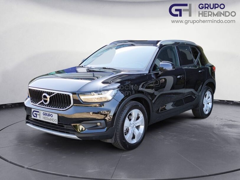 Foto del VOLVO XC40 T3 Momentum Aut.