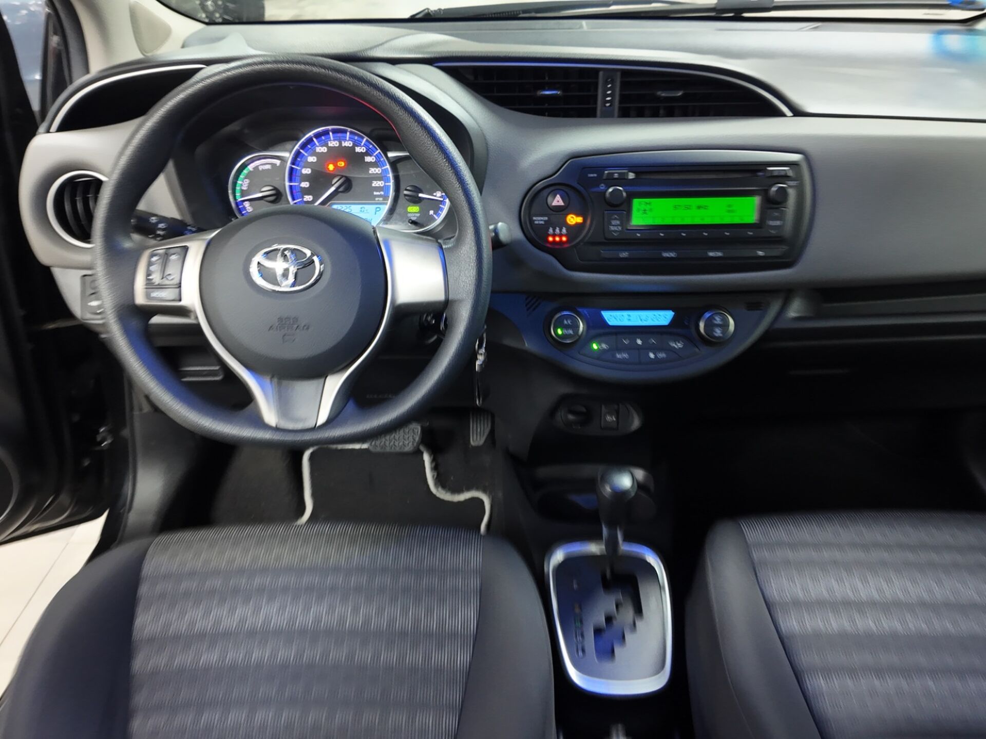 Imagen 2 de TOYOTA Yaris