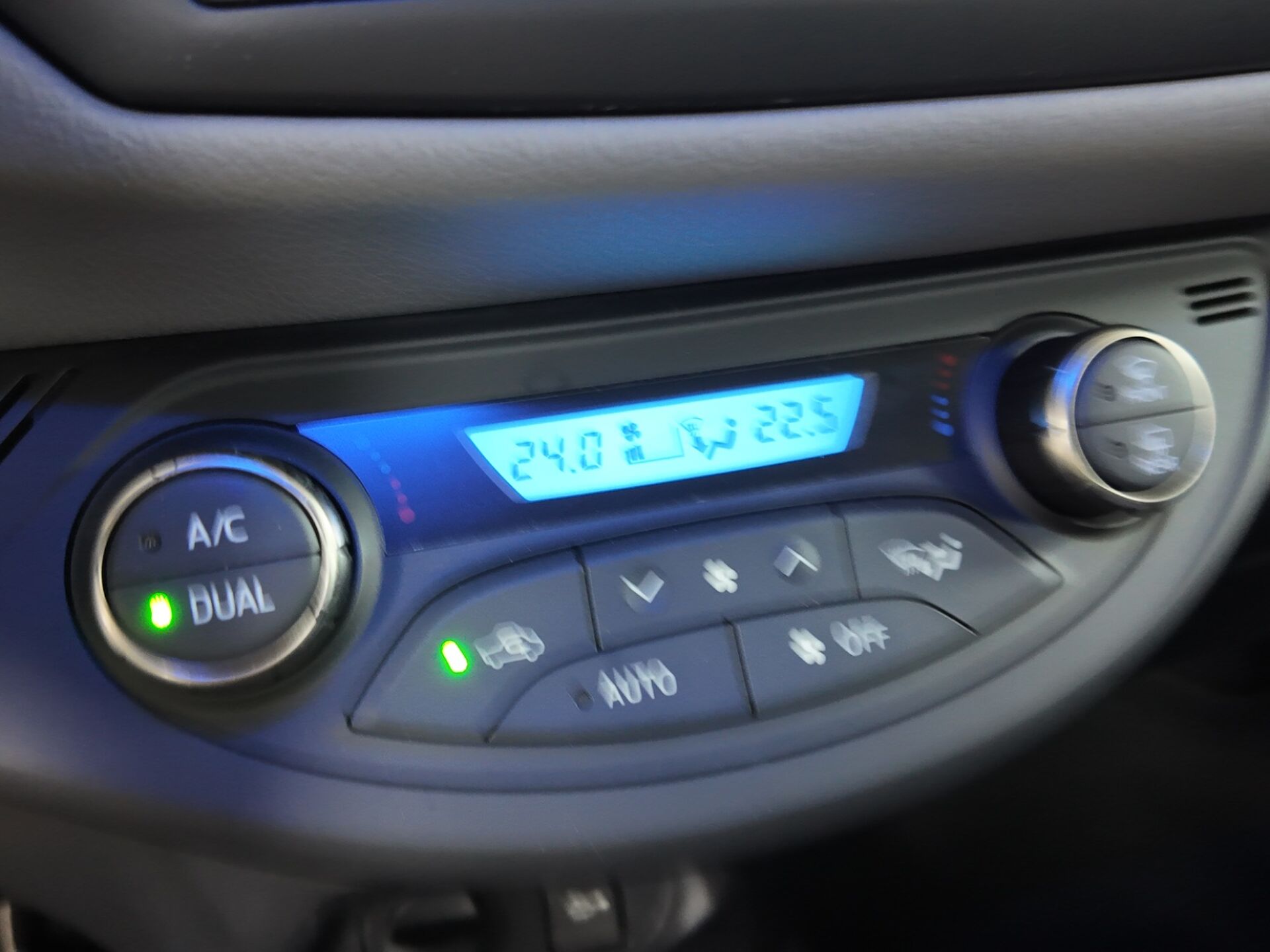 Imagen 1 de TOYOTA Yaris