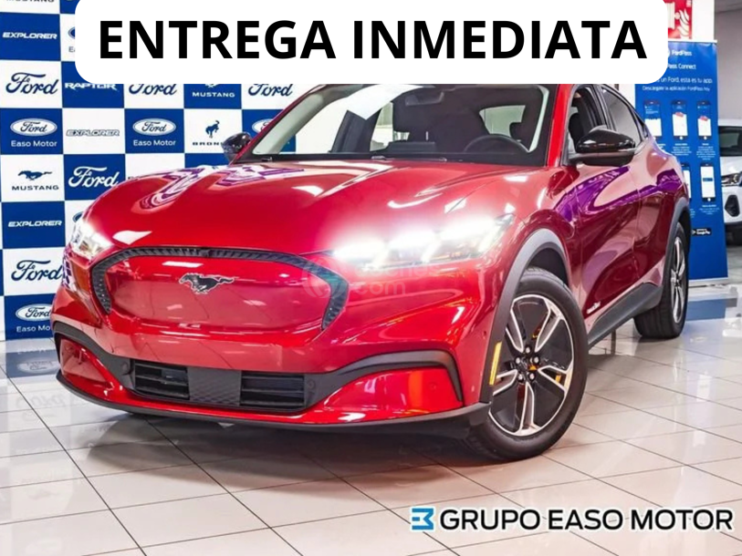 Foto del FORD Mustang Mach-E AWD Rango estandar