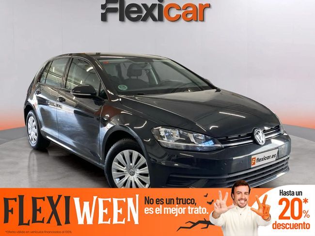 VOLKSWAGEN Golf (Advance 1.0 TSI) en Barcelona