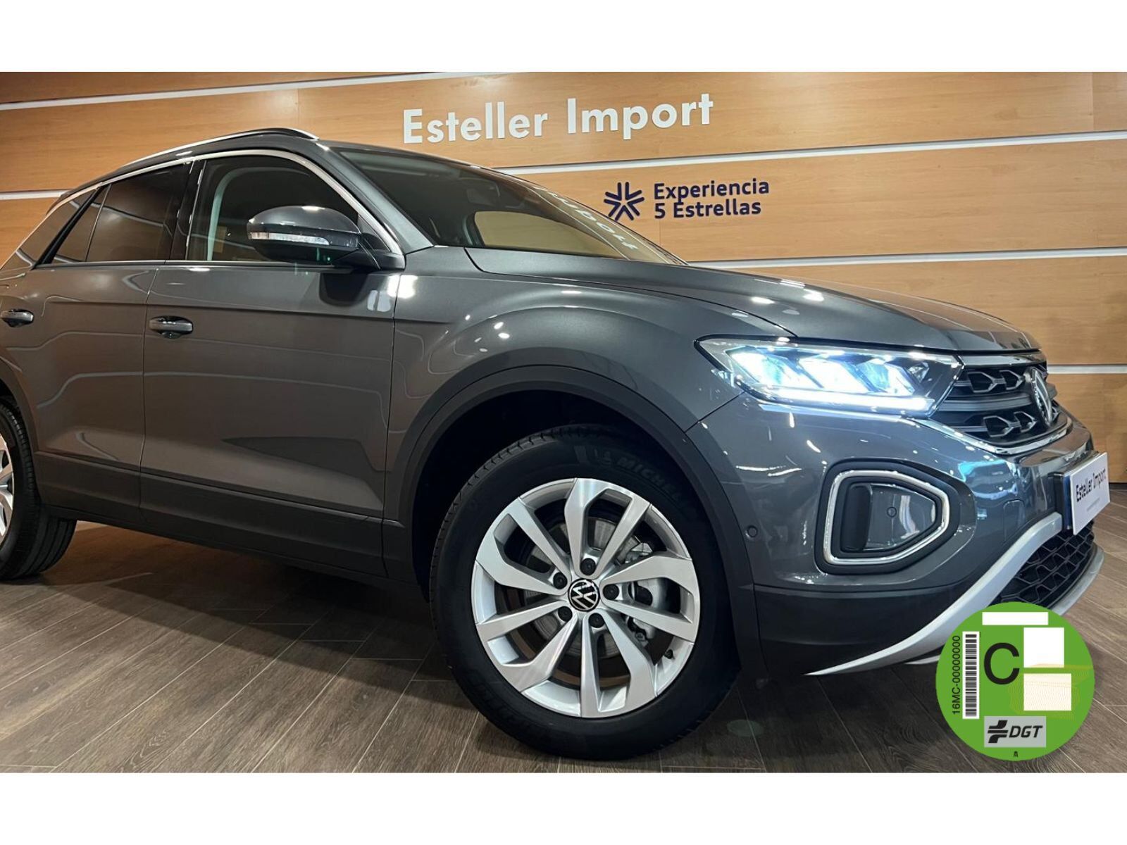 VOLKSWAGEN T-Roc (1.0 TSI 110cv Life) en Castellón