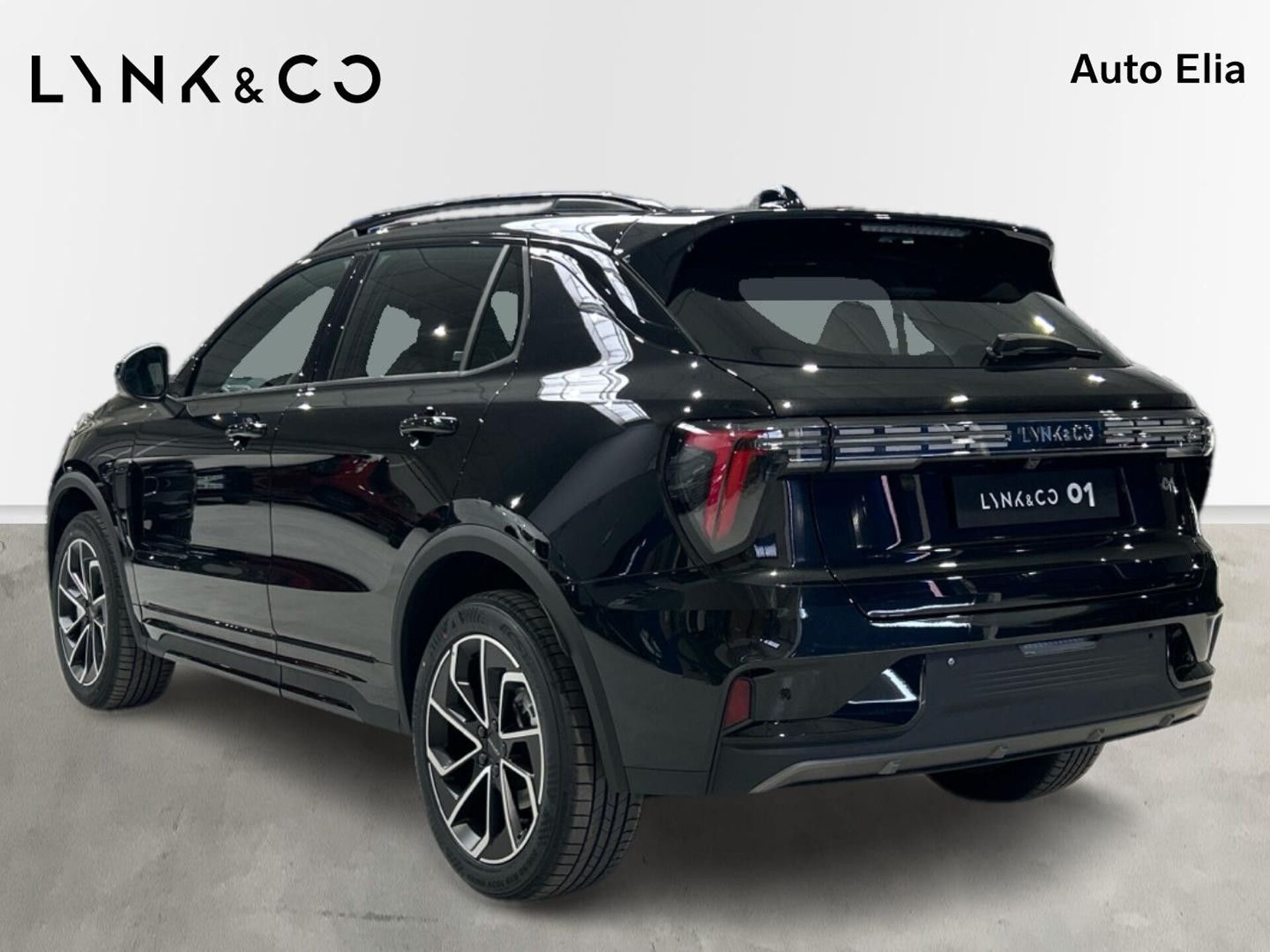 Imagen 2 de LYNK & CO 01