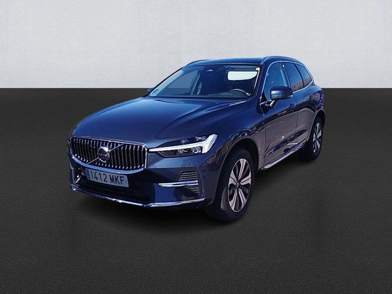 VOLVO XC60 (T6 Recharge Plus Dark AWD Auto 257 kW (350 CV)) en Madrid