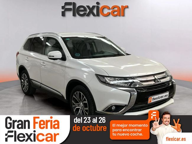 MITSUBISHI Outlander (200 MPI Motion CVT 2WD 7 Plazas) en Málaga