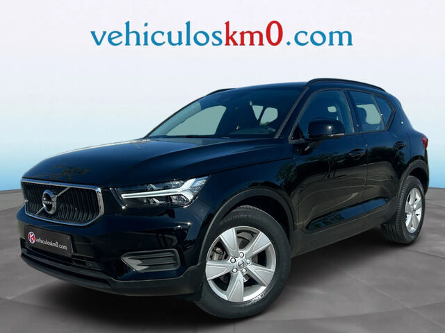 VOLVO XC40 (D3 Momentum Core Auto 110 kW (150 CV)) en Madrid