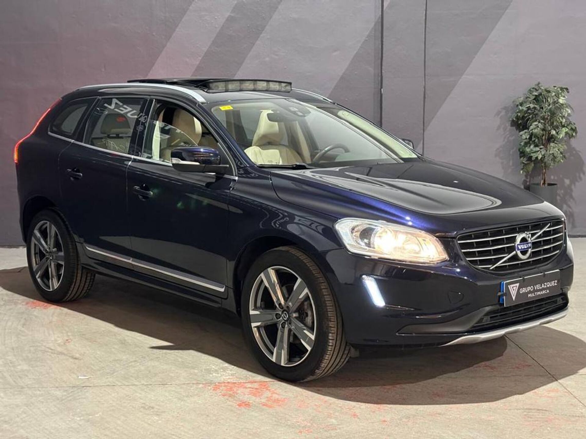 Imagen 2 de VOLVO XC60