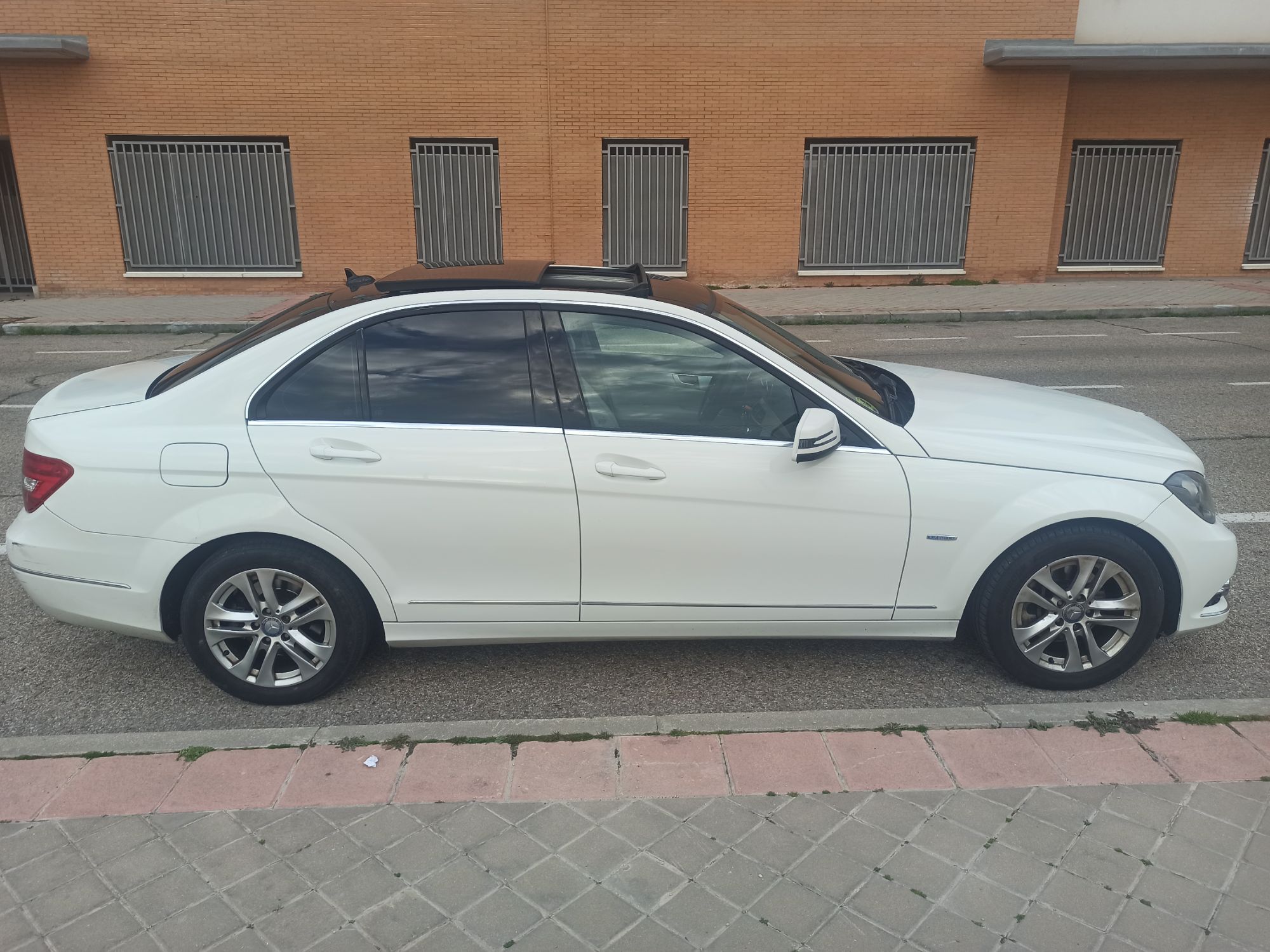 Foto del MERCEDES Clase C C 200CDI BE Executive Avantgarde