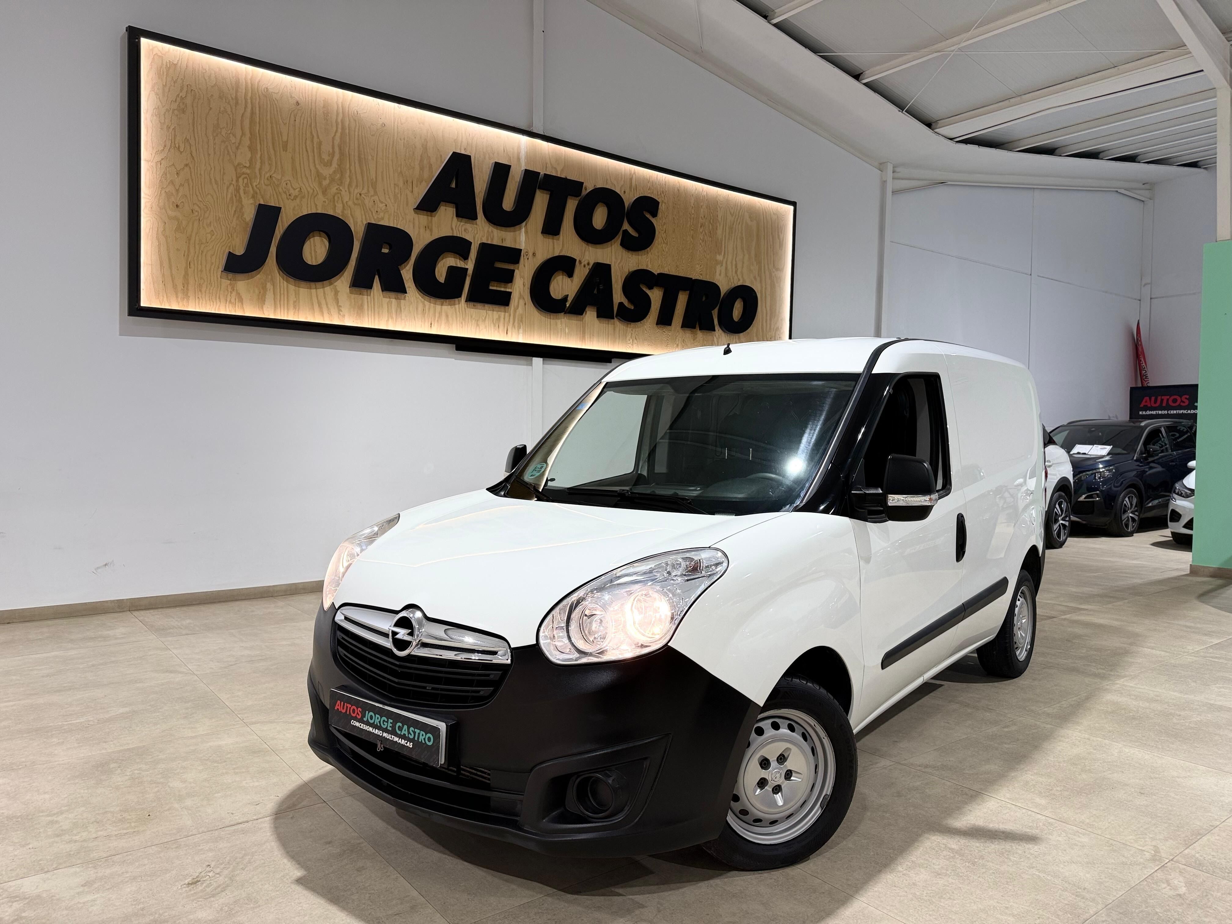 OPEL Combo (Cargo 1.6 CDTI 77kW (105CV) L1 H1) en Sevilla