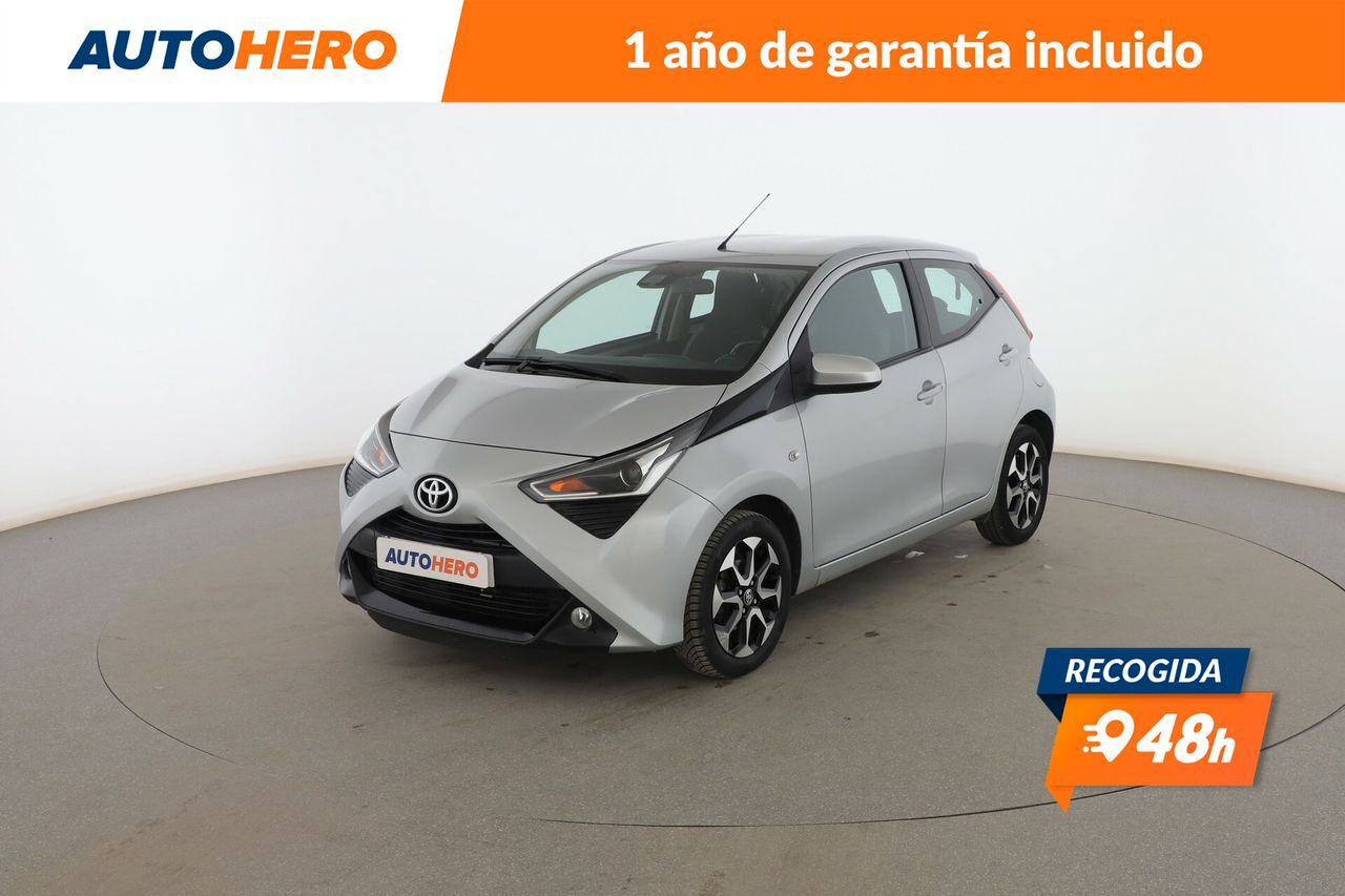 TOYOTA Aygo (1.0 X-Play) en Madrid