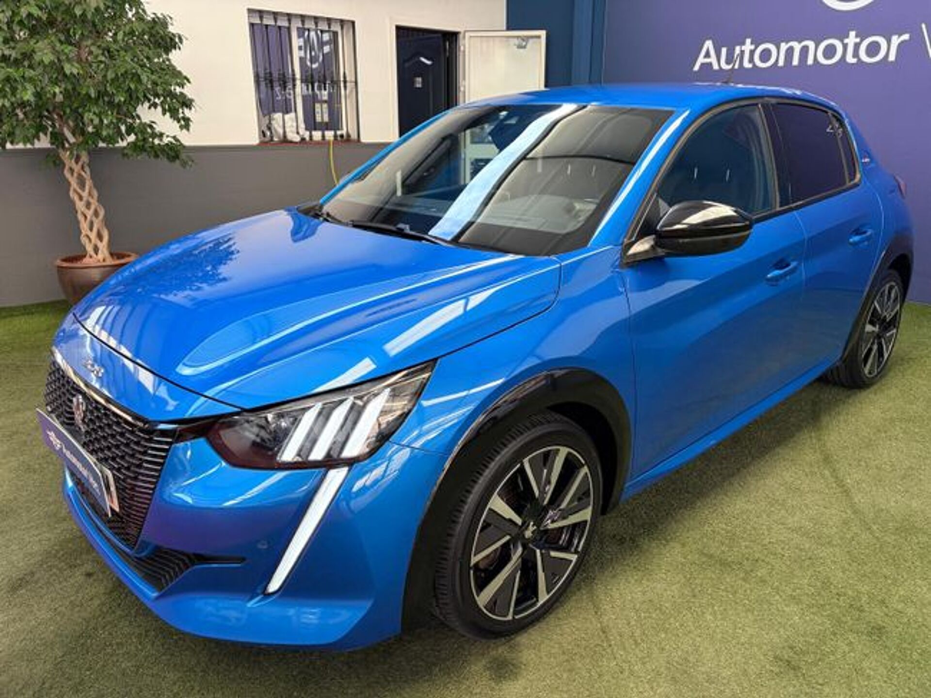 Imagen 3 de PEUGEOT 208