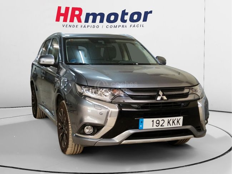 Foto del MITSUBISHI Outlander PHEV Kaiteki 4WD