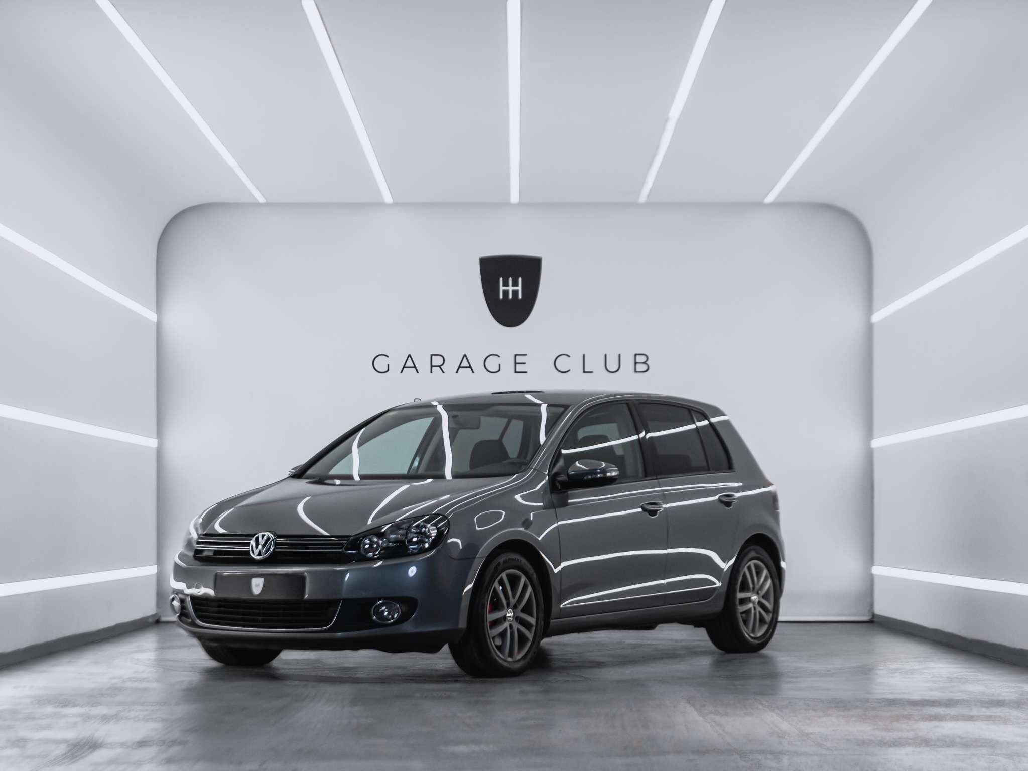 VOLKSWAGEN Golf (Golf VI 1.4 TSI 122 Sport) en Barcelona