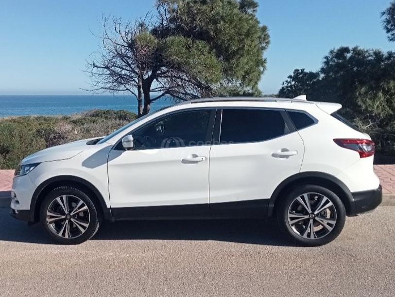 Foto del NISSAN Qashqai 1.3 DIG-T N-Connecta 4x2 103kW