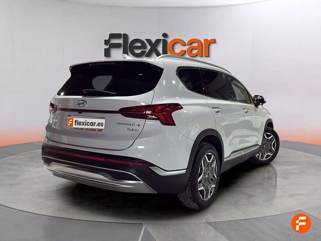 Foto del HYUNDAI Santa Fe 1.6TGDI HEV Tecno 7pl 4WD 6AT