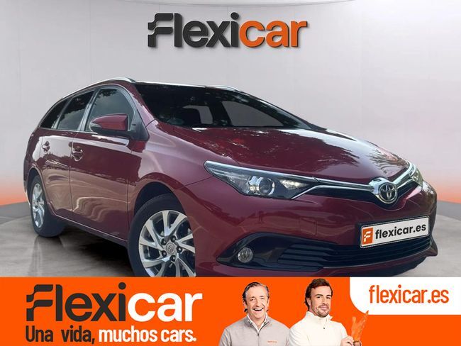 TOYOTA Auris (1.2 120T Active Touring Sports) en Barcelona