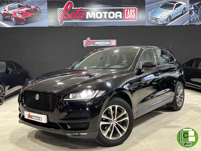 Foto del JAGUAR F-Pace 2.0i4D Pure Aut. AWD 180