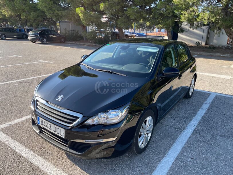 Foto del PEUGEOT 308 1.2 PureTech S&S Style 130