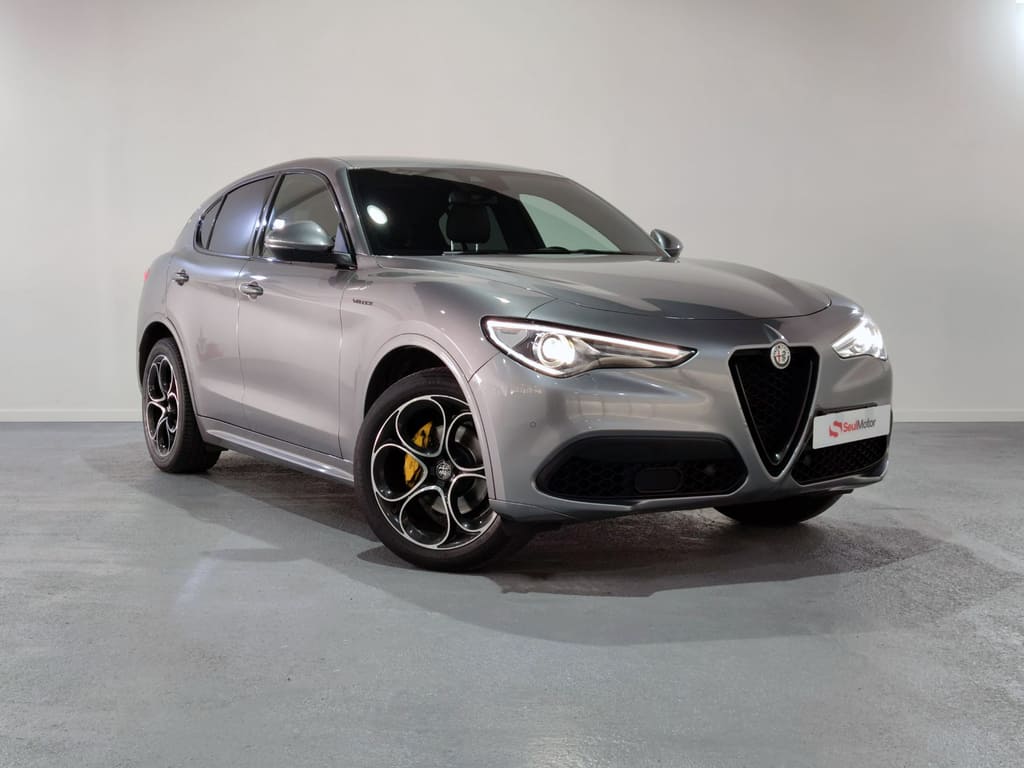 ALFA ROMEO Stelvio (2.2 Veloce Q4 210 Aut.) en Barcelona