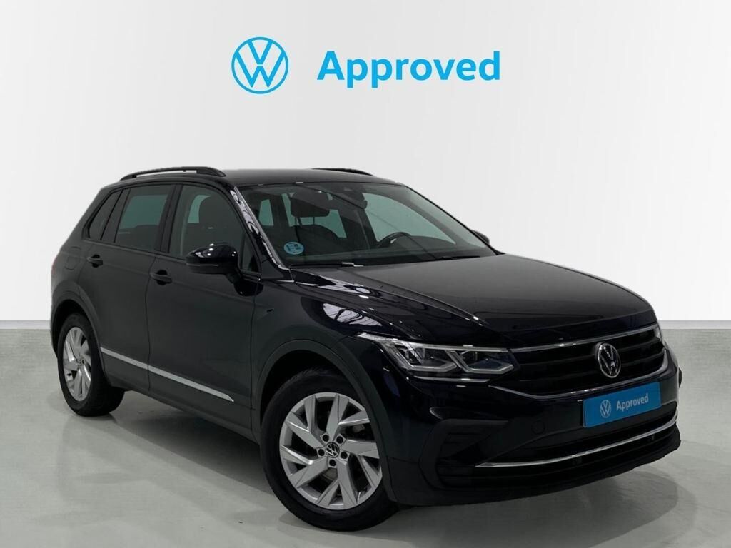 VOLKSWAGEN Tiguan (Life 1.5 TSI 110 kW (150 CV) DSG) en Barcelona