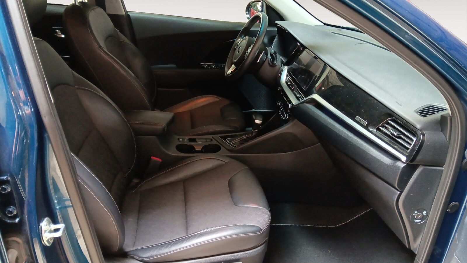 Foto del KIA Niro 1.6 HEV Drive