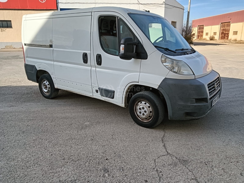 Foto del FIAT Ducato Furgón 30 2.3Mjt Corto