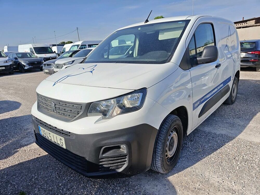 PEUGEOT Partner (Premium Standard 600kg BlueHDi 73kW) en Barcelona