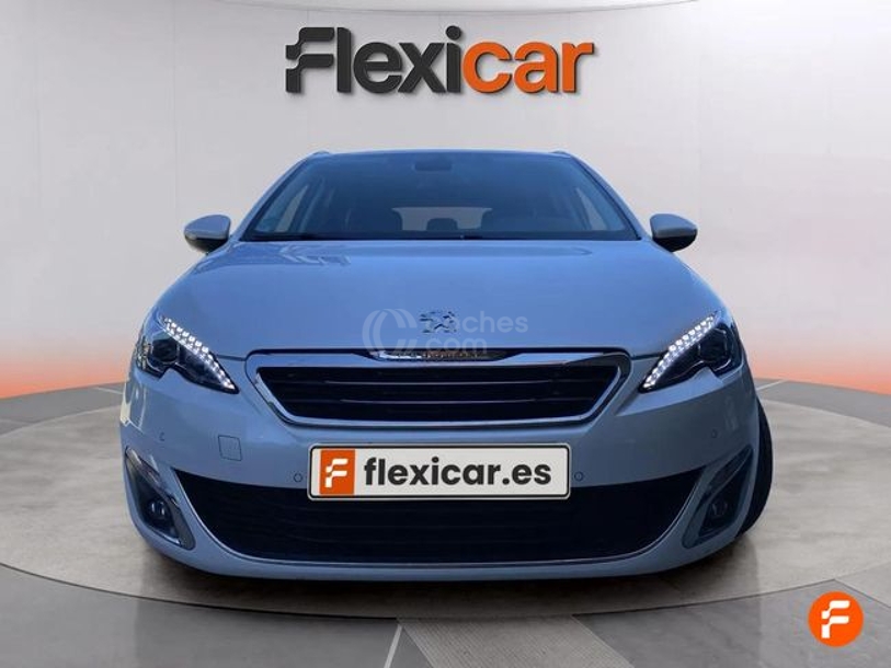 Foto del PEUGEOT 308 SW 1.2 PureTech S&S Allure 130